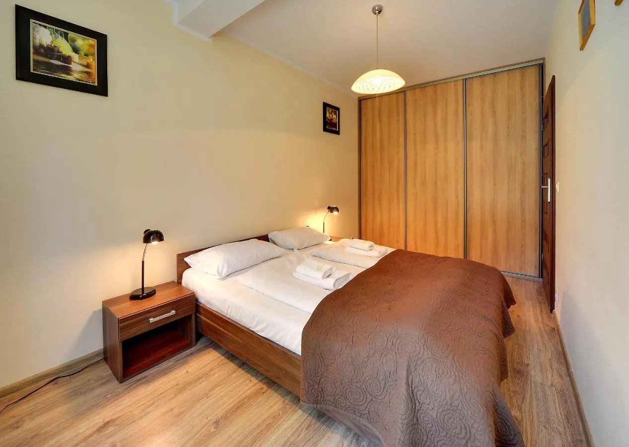 Wygodny Apartament Sun Seasons 24 W Szklarskiej Porebie By Noclegi Renters Szklarska Poreba Apartment